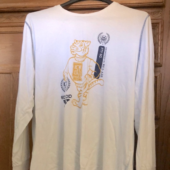 White Long Sleeve Shirt with Tiger Graphic - Picture 1 of 2
